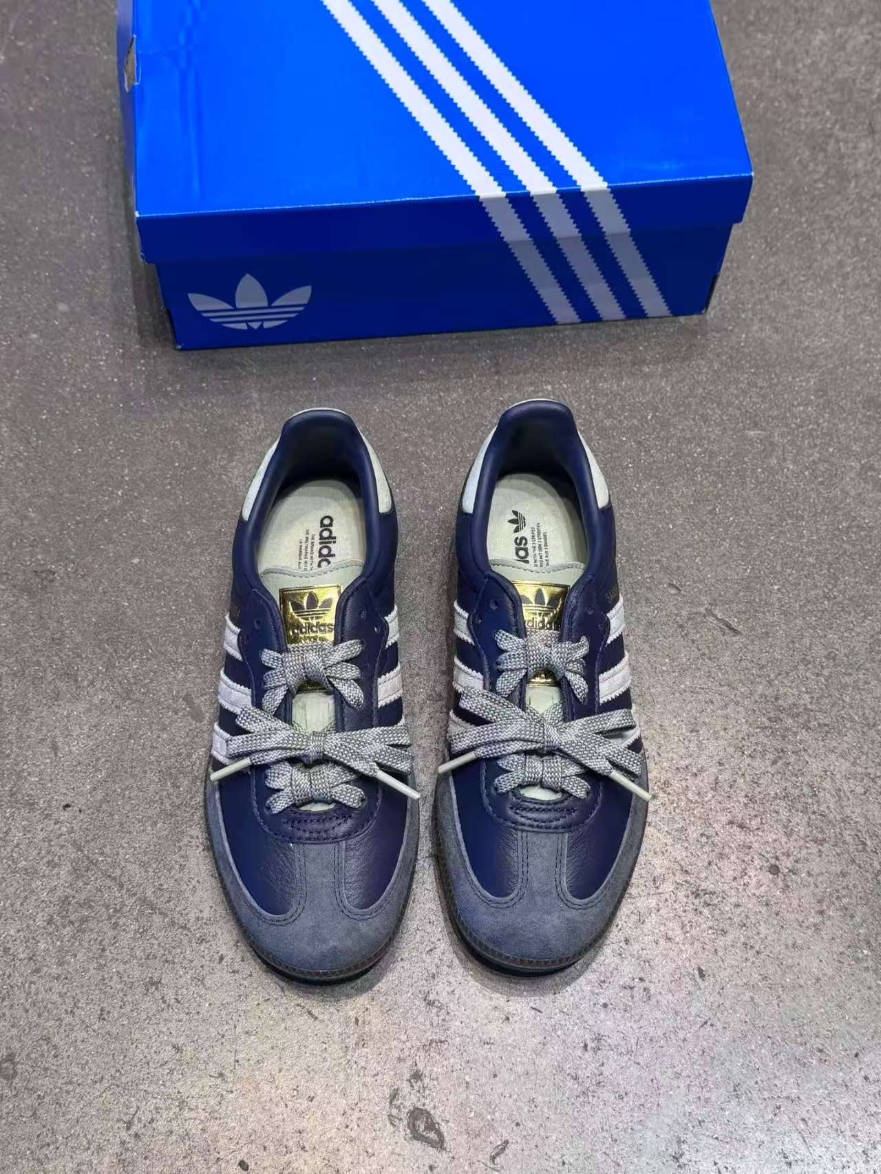 shoe sample