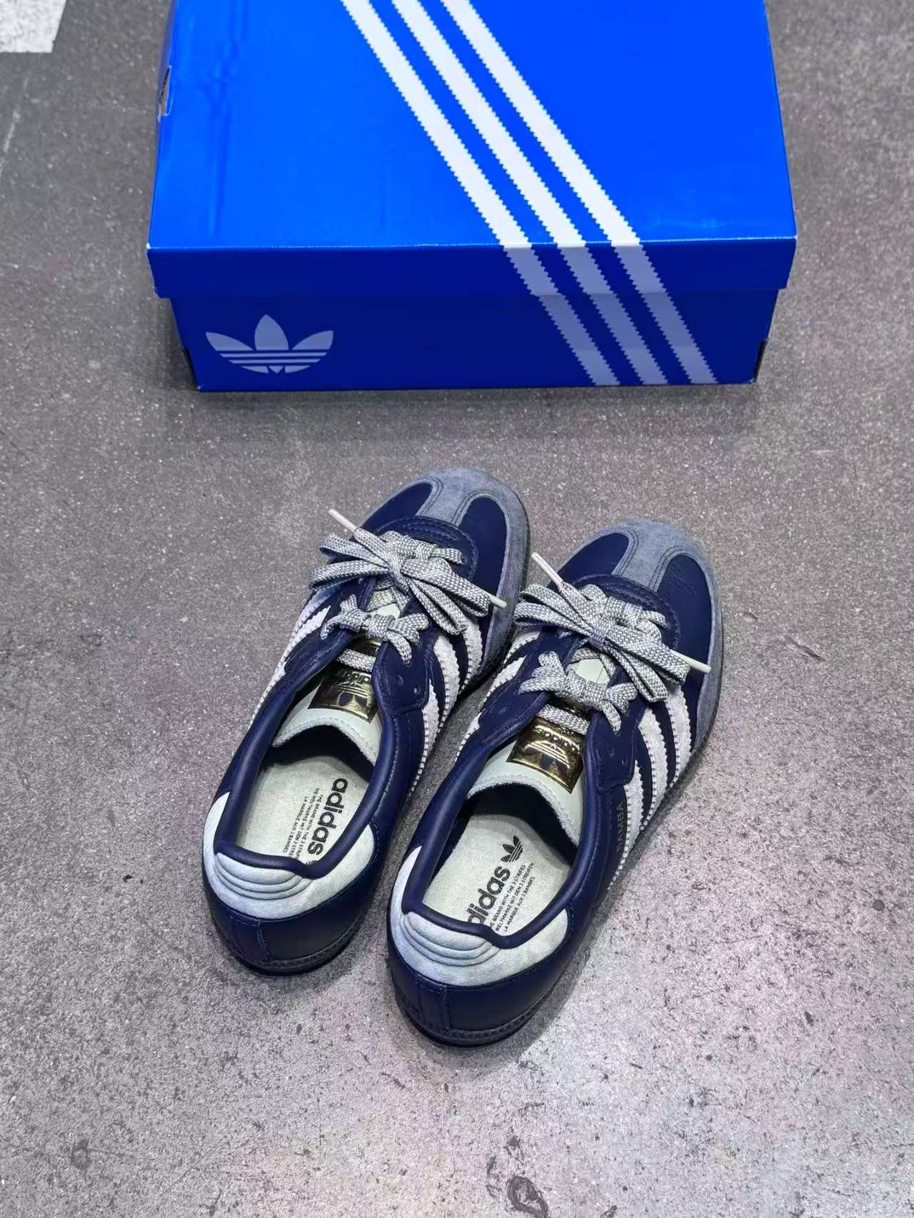 shoe sample