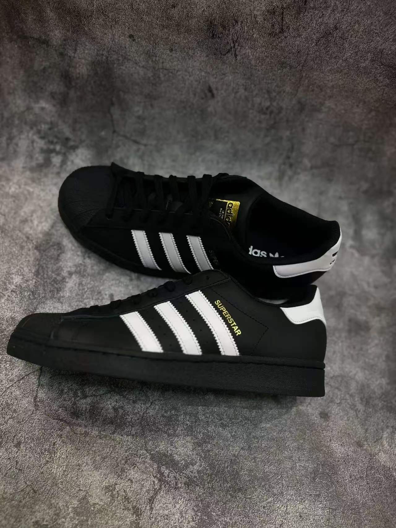 shoe sample