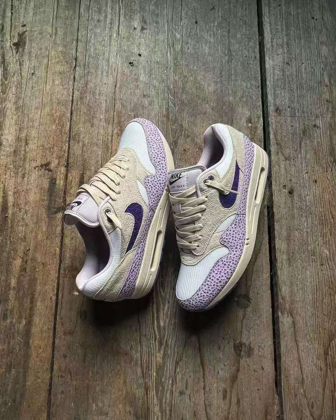 shoe sample