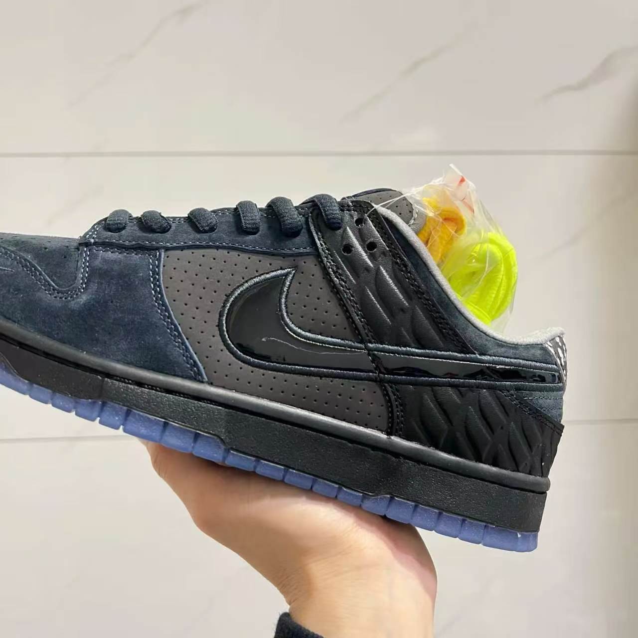 shoe sample