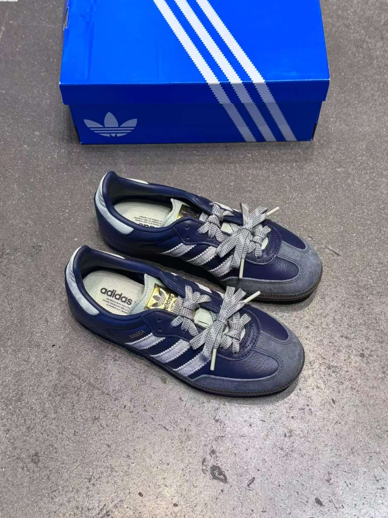 shoe sample
