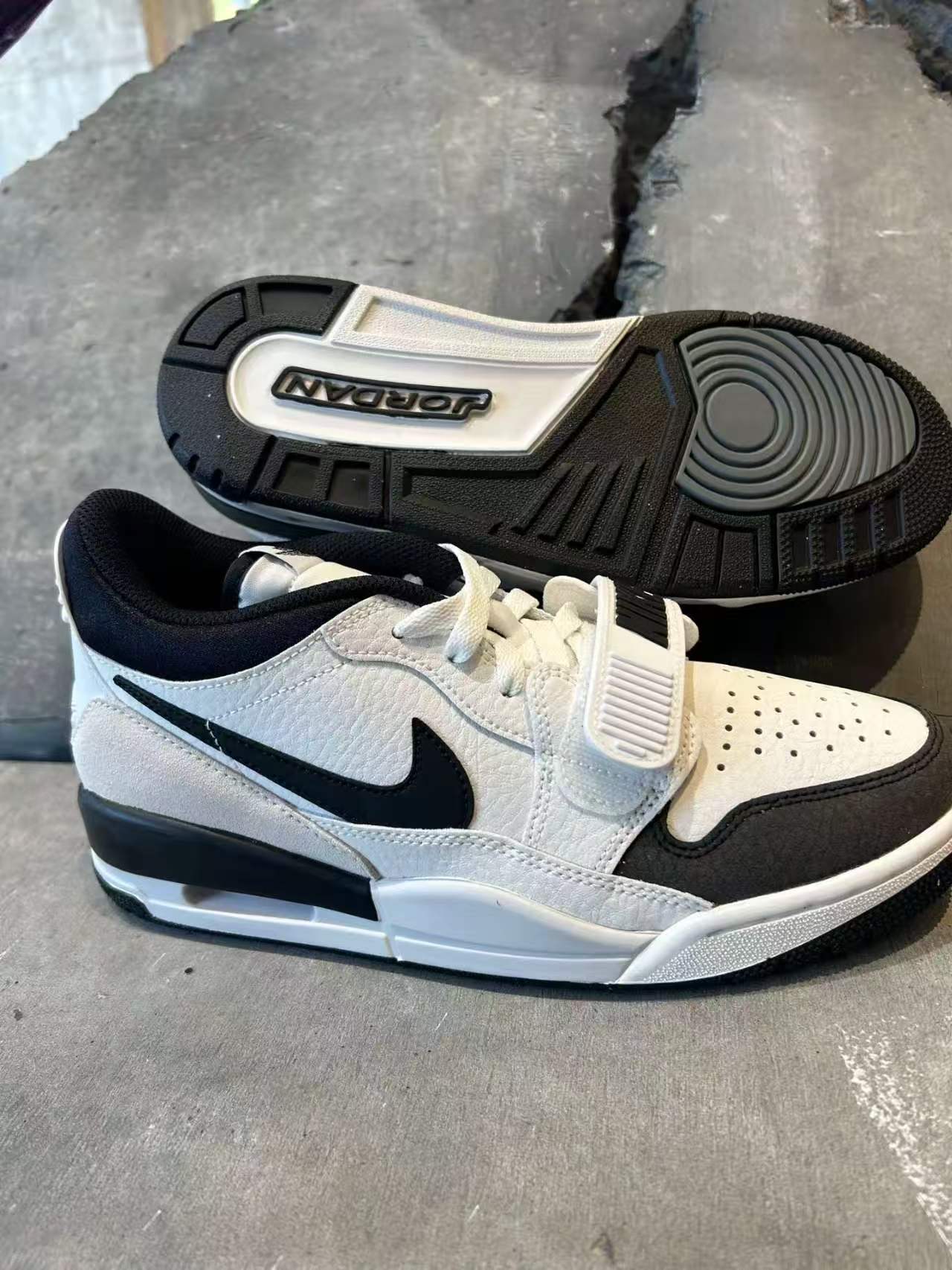 shoe sample