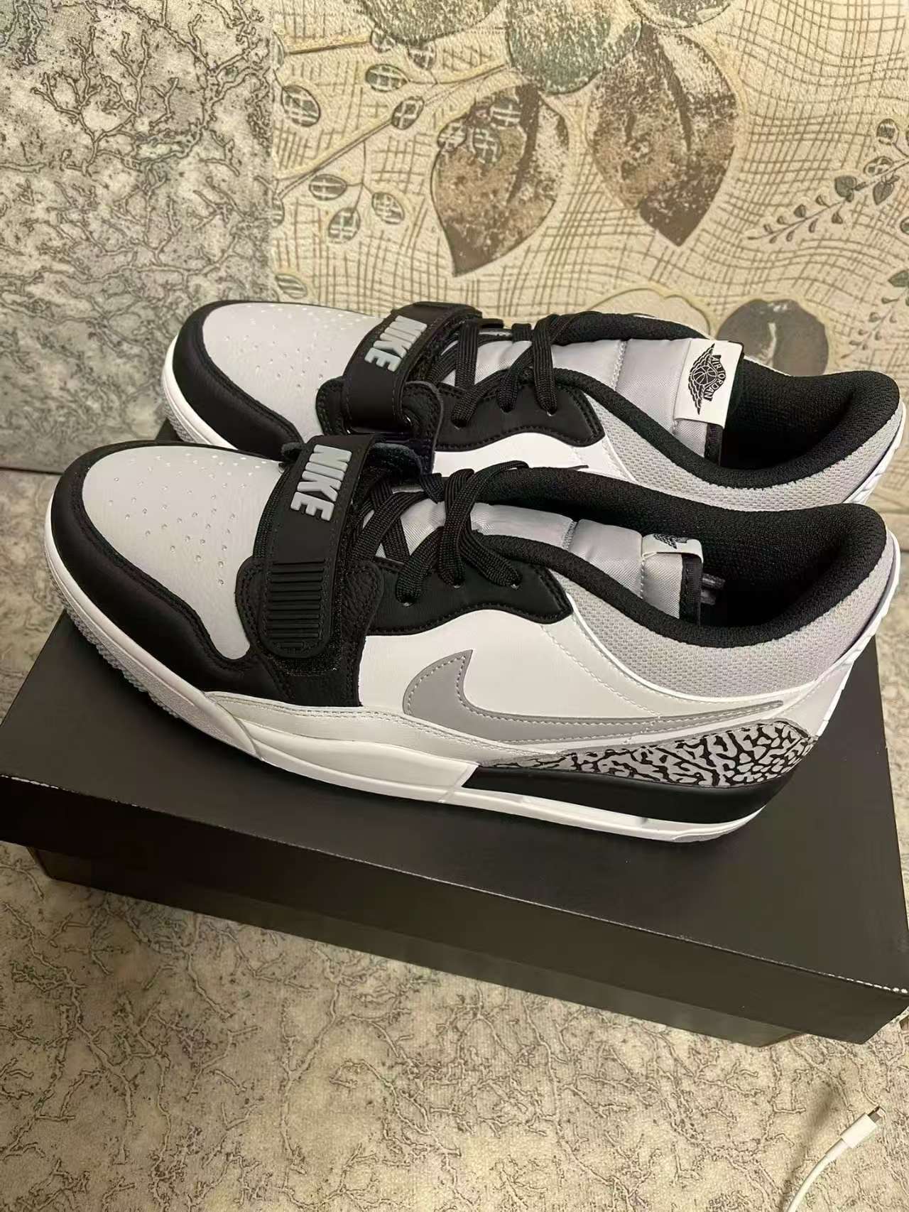 shoe sample