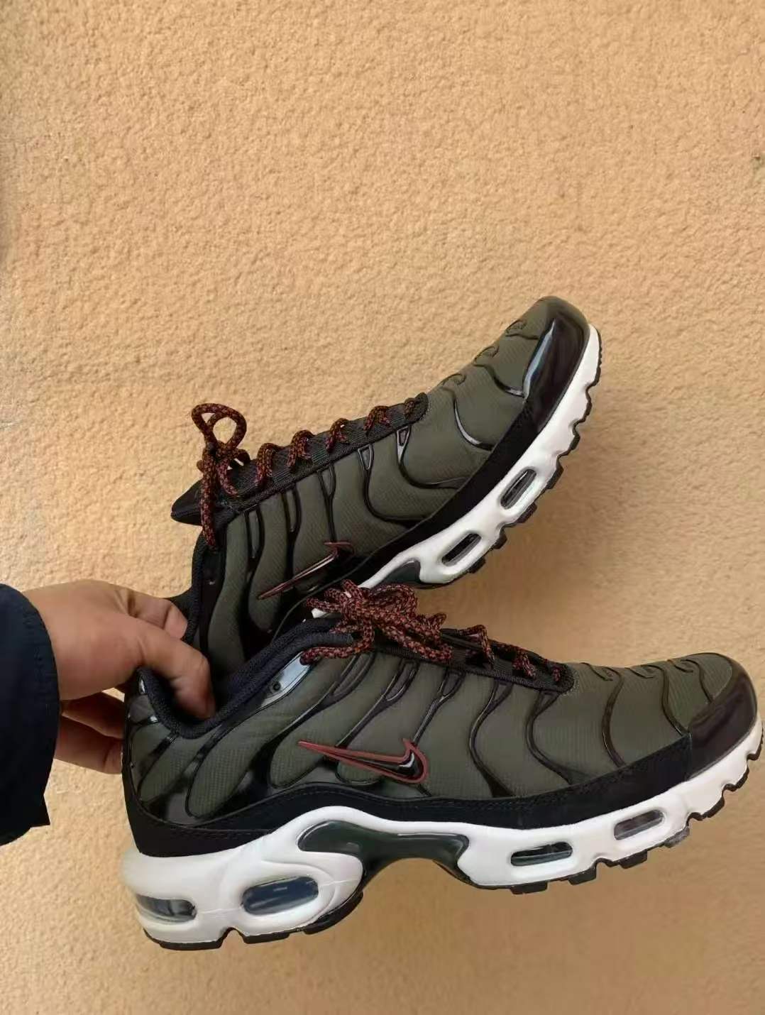 shoe sample
